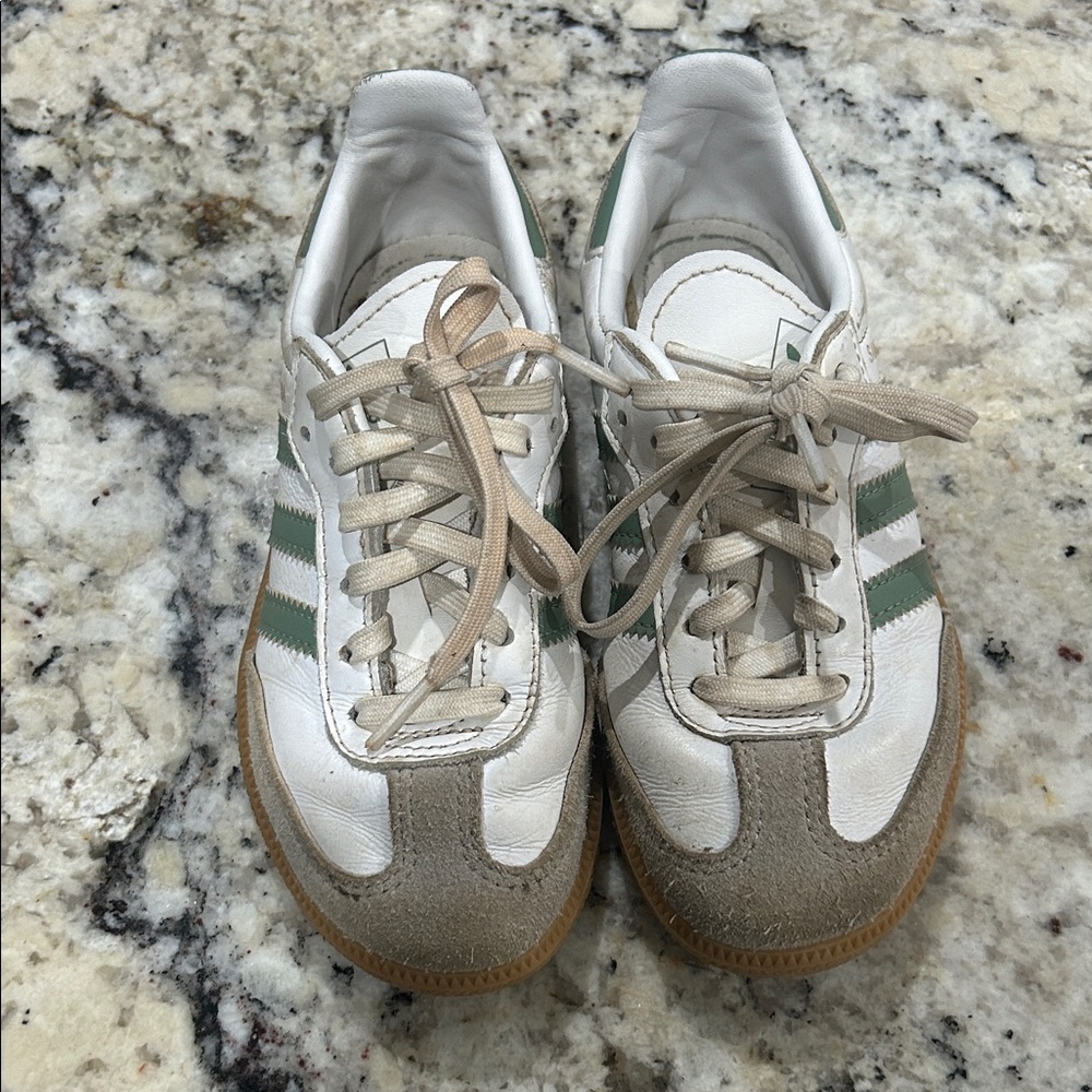 Sz 12K adidas Kids Sneakers White and Green